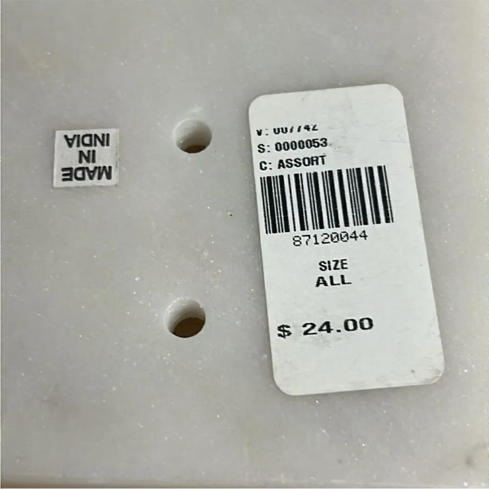 Anthropologie Concave Marble Soapdish